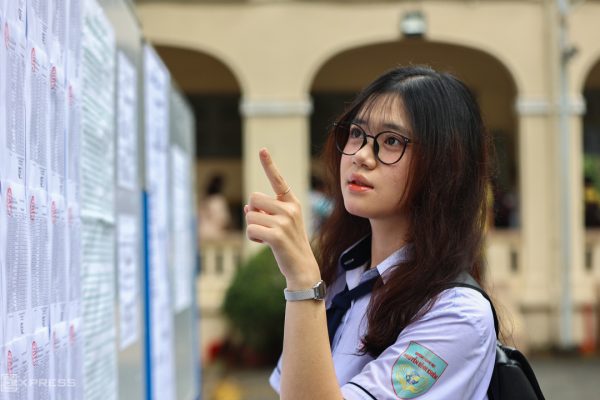 Đề nghị Bộ Giáo dục báo cáo về độ khó của đề thi tốt nghiệp THPT